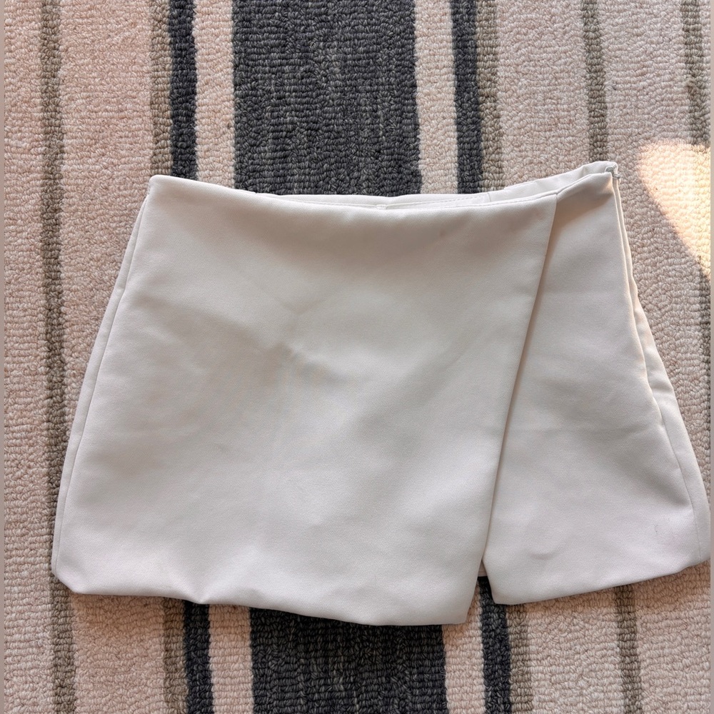 ZARA White Skort | Size Small| Worn Once